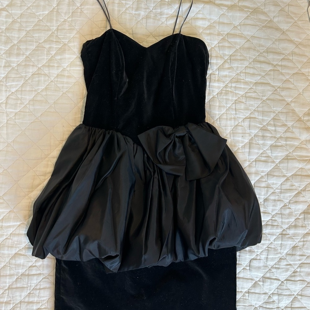 Vintage 1980s velour bubble Black Dress